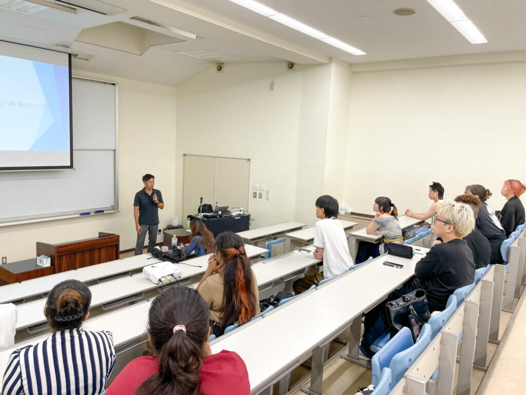 留学生就職セミナーの様子。