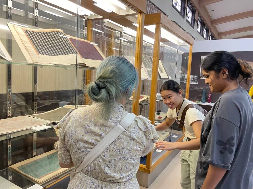 桐生織物記念館 見学の様子