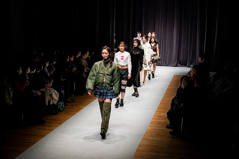 2025　ファッションショー