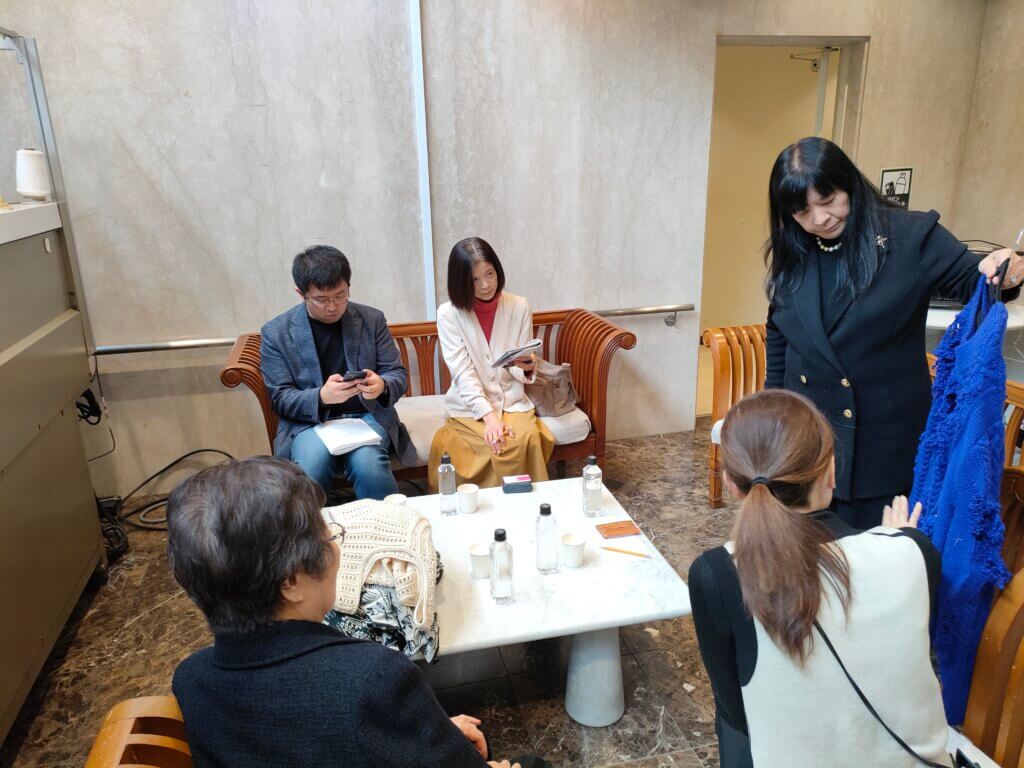 繊研新聞社ニットコース取材